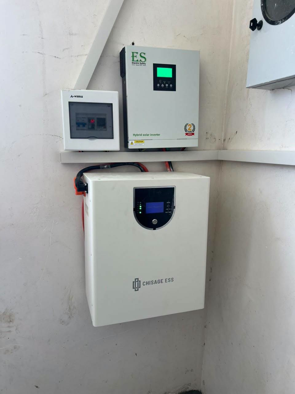 احد اعمالنا في قضاء مخمور سيد فرحان 
القراج قريه لزاكة
الواح عدد 4
انفيرتر 4KW 
بطاريه 8KW
الجودة ليست مجرد تركيب.. الجودة هي الاحترافية والاتقان في كل تفصيل! 🇾🇪
لأن نظام الطاقة الشمسية هو استثمار العمر لبيتك أو لعملك، فنحن لا نكتفي بتقديم أفضل الأجهزة فحسب، بل نضمن لك أعلى معايير الأمان والترتيب الجمالي داخل منزلك 🏪
الكادر المحترف هو من يضمن: الاستفادة القصوى من الطاقة، استقرار الأداء على المدى الطويل، تقليل الأعطال ورفع كفاءة الاستثمار.

في شركة رياض المنيف واخوانه لحلول الطاقة الشمسية   نؤمن أن قوة أي منظومة تبدأ من الأيادي التي تنفّذها، ولهذا نعتمد على كادر متخصص يعمل وفق معايير مدروسة في كل مرحلة من مراحل التنصيب.

لأن الطاقة النظيفة لا تتحقق بالصدفة…
بل تُبنى بخبرة بشرية حقيقية.

للاستفسار والتواصل المديرالتنفيذي أستاذ رياض
📞 ***********
      ***********
https://www.facebook.com/share/17jWrTtY8z/
في حالة وجود خلل اتصل واتساب وستحل مشكلتك على يد مهندس
المهندس الفني  ومدير المبيعات عبدالله المنيف الجبوري  
***********
فرعنا الثاني محافظة صلاح الدين قضاء بيجي منطقة البعيجي بأدارة استاذ وعد
***********
***********
فرعناالثالث ناحية القيارة دورالقاعدة الشارع العام مجمع الصالح التجاري
بأدارة محمد الصالح
***********

#شركة رياض المنيف واخوانه لحلول الطاقة المتجددة
الجودة ليست مجرد تركيب.. الجودة هي الاحترافية والاتقان في كل تفصيل! 🇾🇪
لأن نظام الطاقة الشمسية هو استثمار العمر لبيتك أو لعملك، فنحن لا نكتفي بتقديم أفضل الأجهزة فحسب، بل نضمن لك أعلى معايير الأمان والترتيب الجمالي داخل منزلك 🏪
الكادر المحترف هو من يضمن: الاستفادة القصوى من الطاقة، استقرار الأداء على المدى الطويل، تقليل الأعطال ورفع كفاءة الاستثمار.

في شركة رياض المنيف واخوانه لحلول الطاقة الشمسية   نؤمن أن قوة أي منظومة تبدأ من الأيادي التي تنفّذها، ولهذا نعتمد على كادر متخصص يعمل وفق معايير مدروسة في كل مرحلة من مراحل التنصيب.

لأن الطاقة النظيفة لا تتحقق بالصدفة…
بل تُبنى بخبرة بشرية حقيقية.

للاستفسار والتواصل المديرالتنفيذي أستاذ رياض
📞 ***********
      ***********
https://www.facebook.com/share/17jWrTtY8z/
في حالة وجود خلل اتصل واتساب وستحل مشكلتك على يد مهندس
المهندس الفني  ومدير المبيعات
عبدالله المنيف الجبوري  
***********
فرعنا الثاني محافظة صلاح الدين قضاء بيجي منطقة البعيجي بأدارة استاذ وعد
***********
***********
فرعناالثالث ناحية القيارة دورالقاعدة الشارع العام مجمع الصالح التجاري
بأدارة محمد الصالح
***********

#شركة رياض المنيف واخوانه لحلول الطاقة المتجددة
