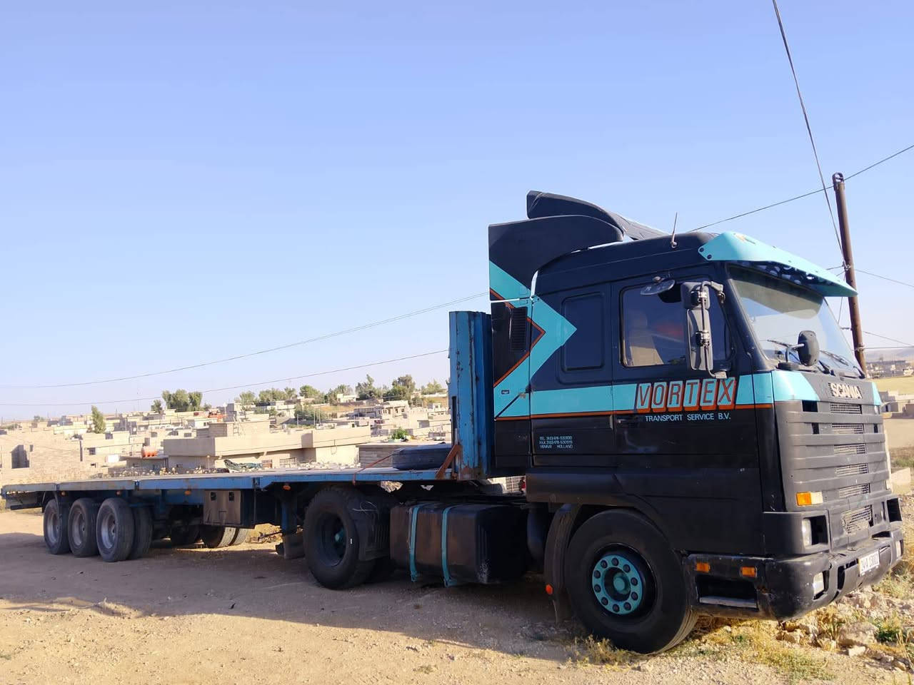 للبيع او معارضه ب قلاب
سكانيا 113 موديل 96 مكينه فحمي كير 900 /4×4 مامثبت عليها كلشي سنويه وهزه جديده 
العربانه 3 دناكير مزوج جوبلس طولها 13متر و60 سم 
***********
***********
