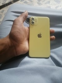 آيفون ١١ • ١٢٨ • بطاريه ١٠٠