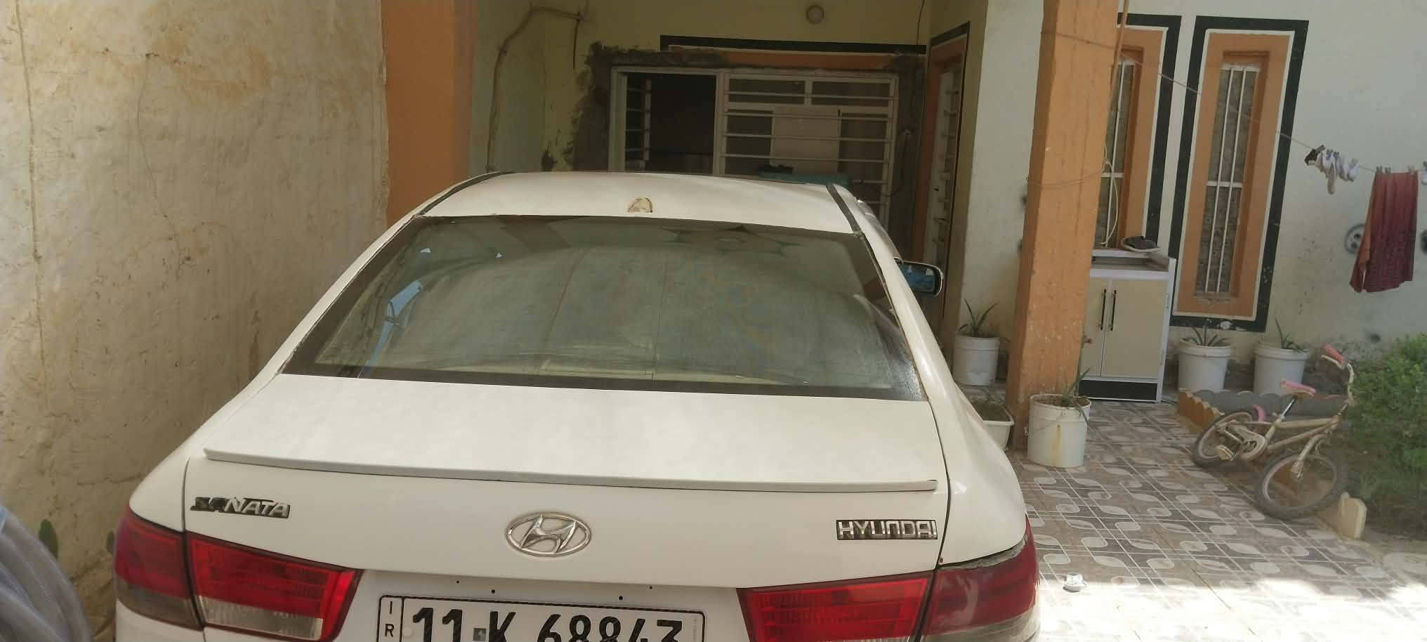 سلام عليكم سوناتا11خليجي مقدس رقم بغداد بسمي  تخم تاير حداديه جديده تبريد ثلج سياره حادثه مجفيه عل يسره فقط اكفلك كص وشواصي فقط تجيه ونصبغت عام *********** السعر 95وبيها مجال مكان بابل الحمزه الغربي
