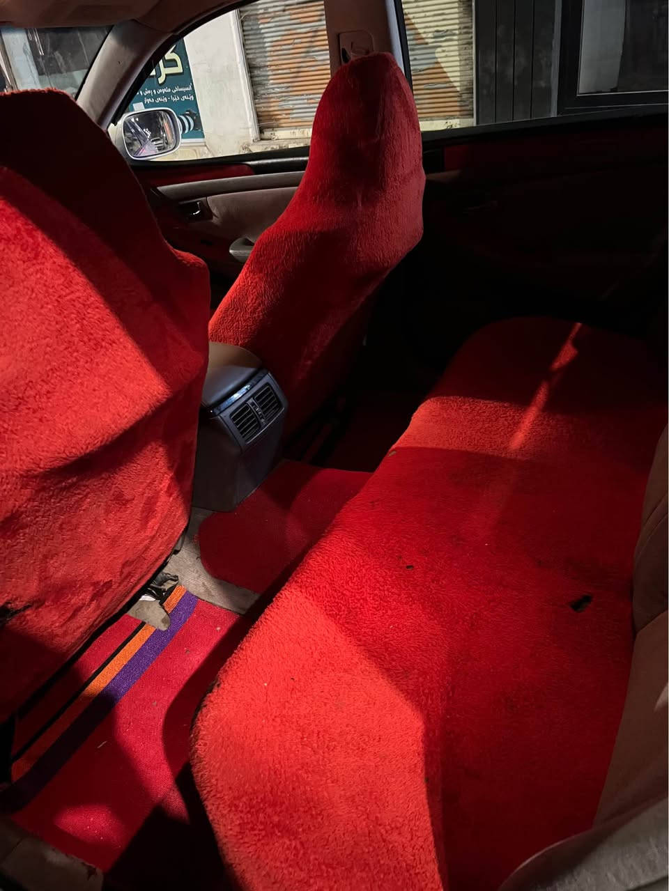 بەناوی خوای گەورە
شاهینە بڕاوە ٢٠٠٥
کۆدی بۆ کراوە بارکۆدی وەرگیراوە 
١٨٢ بێ دوکەڵ
بەشەرتی گێڕو مەکینە
تەقەو رەقە بەشەرت
سەیارەکە کامل جائیزە 
سەقف و کەڤەر بەشەرت
نرخ:٤٥ گەڵاو مەعمەلە 
رەقەم :*********** حلبجة, السليمانية
