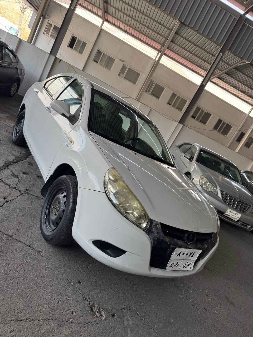 جاك موديل ٢٠١٣ 
سيارة بدون صبغ بيها تعديل بارد راس بوند 
كيو محرك بشرط سيارة كير عادي جام كهربائي و كاميرة سيارة ٩٥٠ الف عليه غرامات نزل سعر و سعر ٤٥ ورقة و مجال مكان سيارة دهوك *********** دهوك, العراق
