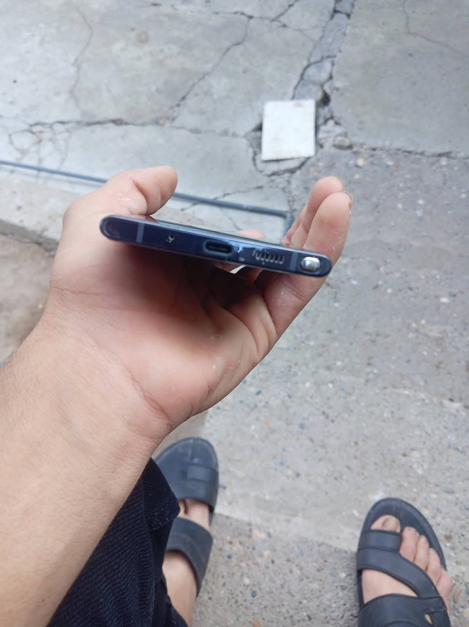 نوت 10 بلس • نظيف • ظهر مكسور