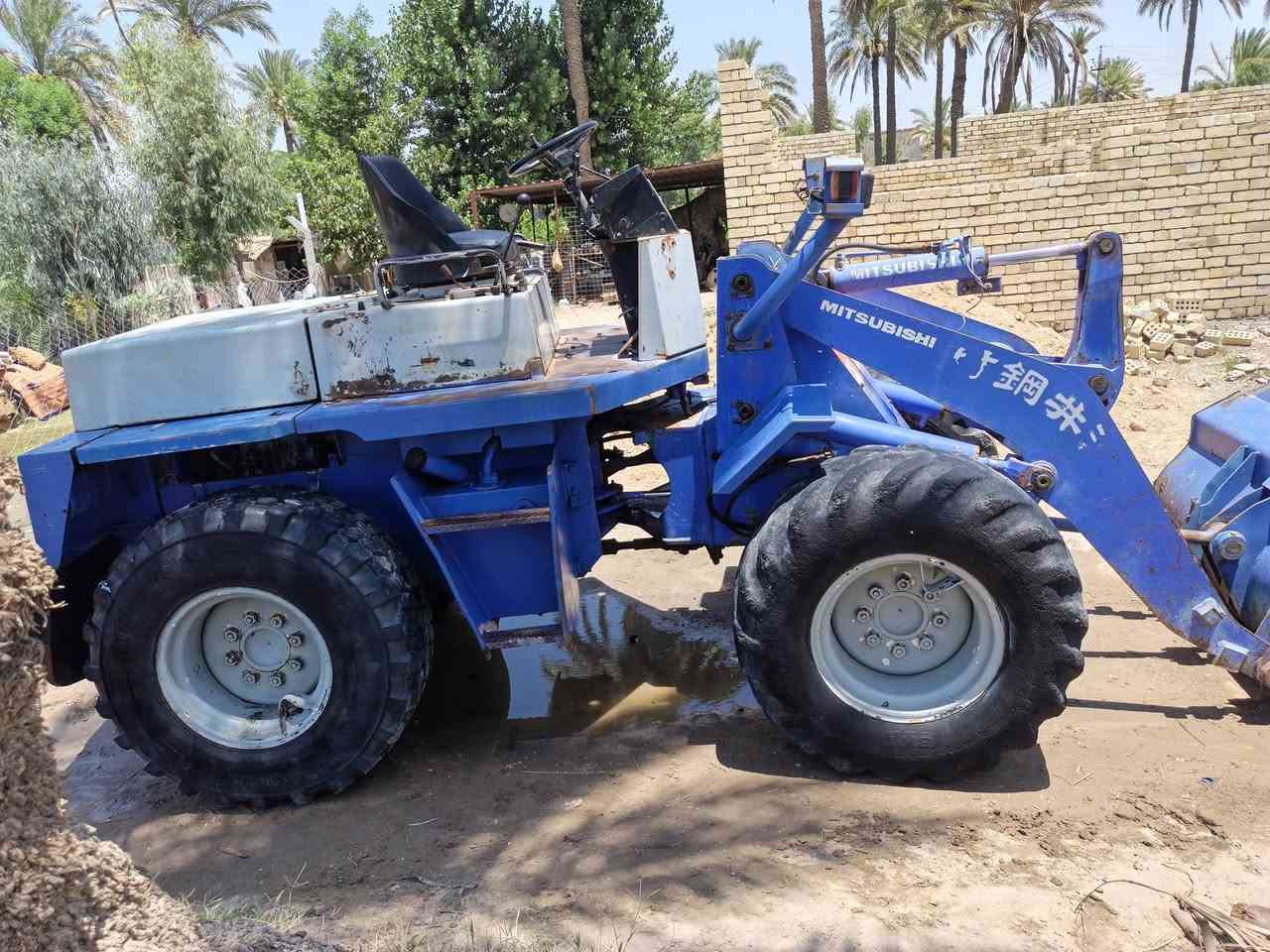 شفل مسيبوشي لبيع حجم 500موديل 2009رقم كربلاء اكسنات مامفتوحه محرك لاصرف ولابخار كير جديد دفع اربع تايرات***********السعر120$وبي مجال لشراي
