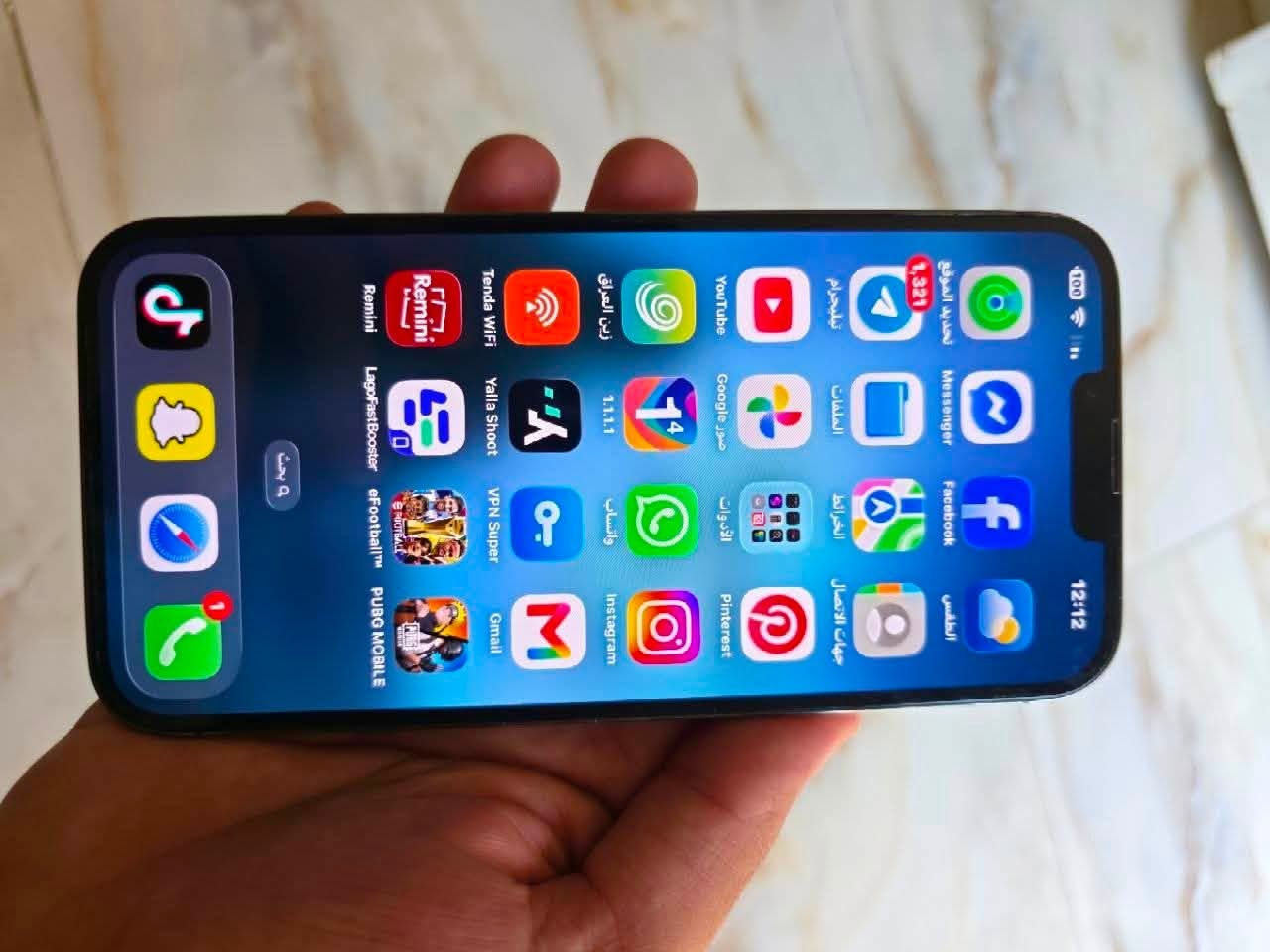 السلام عليكم ايفون 13pro max مكفول من الفتح وتر بروف بطارية74 ذاكره 256 فقط كسر بسيط بالضهر مثل ماوضح بالصوره السعر 640
***********
