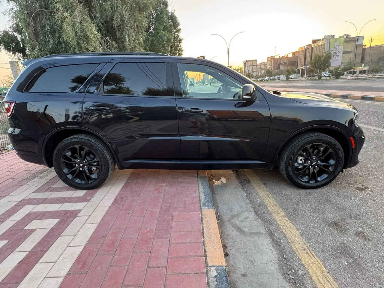 2025 DODGE DURANGO GT BLUE 

✨  جديد ..كلين … زيرو .. (Special Order) 1/1

❗️رادار خلفي و امامي . حساس خلفي امامي 
❗️سيستم صوت harman  13 سماعة 
❗️فتحة سقف • تشغيل عن بعد 
❗️مرايات كهربائية•جنطة كهربائي شفط• كشنات كهربائي 

📍 المكان: النجف الأشرف
💰 السعر: 350 💵

📞 للاتصال والاستفسار: ***********

نص مكتوب في الصور:
- 80340955