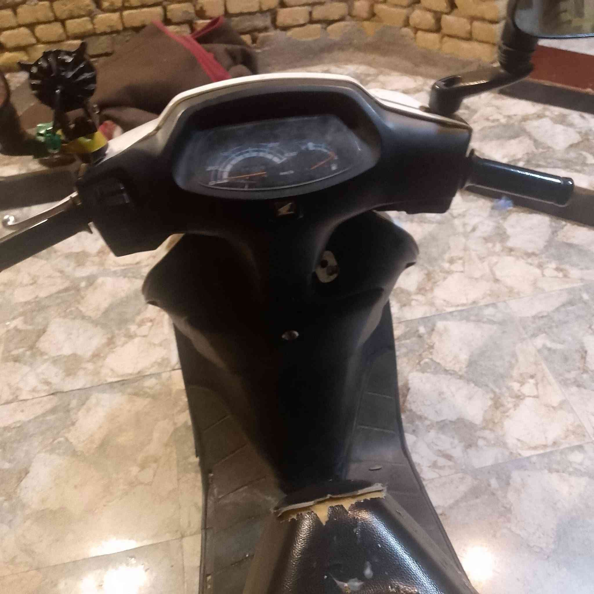 سلام عليكم  دراجه سبيسي البيع يابانب صالهه اربعد تيان مجفته ونكره سلف بسعر مناسب30050 وبيهه مجال هاه رقمي ***********
