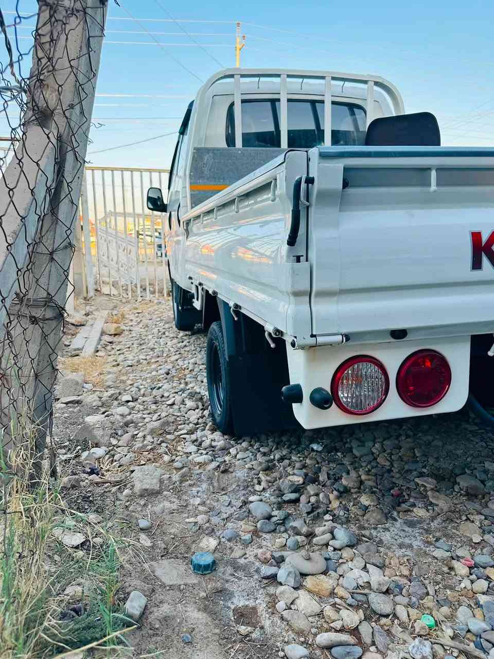 للبيع كيا دبل قمارة موديل ٢٠١١ مسكر سبلاين رقم بابل انگليزي سيارة جاهزة من كير مكينة حداديه تخم تاير جديد عنوان بابل حله اتصال /***********

