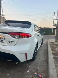 كورلا ٢٠٢٤  السياره فول  ماشيه ٢٤  مكان السياره بغداد السيديه  للستفسا...