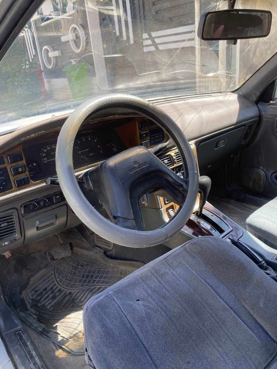 🔹 للبيع : دايو برنس
🔹 موديل 1995
🔹 اللون ابيض 
🔹 رقمها بغداد 
🔹 المكينه ولكير مكفولات 
🔹 التبريد شغال 
🔹 بيها طخات خفيفه 
🔹 السياره ممتعوبه فقط استخدامات بسيطه
🔹 السعر (29) وقابل للتفاوض 
🔹 العنوان بغداد الدورة 
🔹 للاتصال السيم كارت ***********
🔹 للاتصال واتساب ***********
