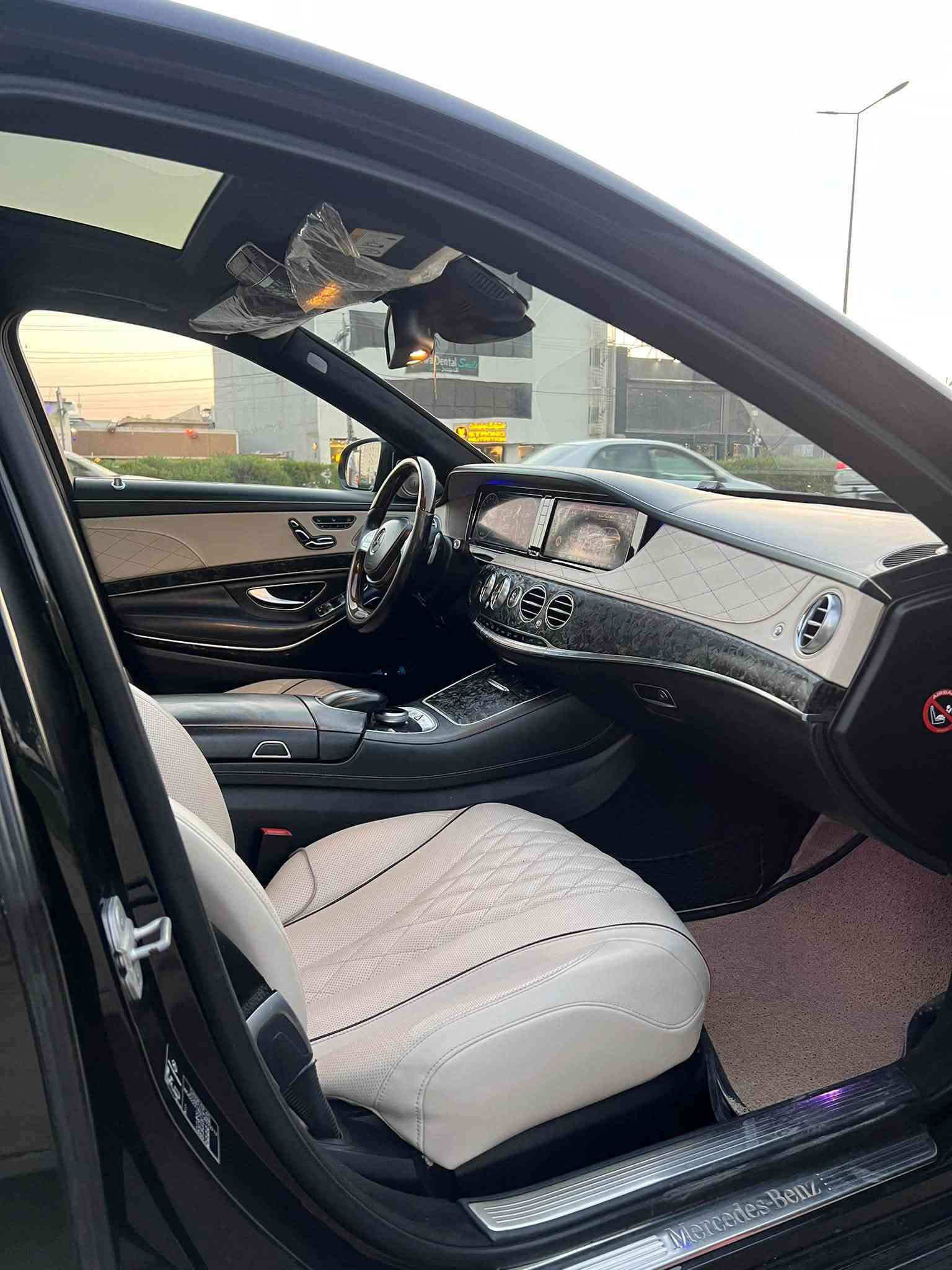 بسم الله
بيع او مراوس 
 2014 s550 خليجي 
4 فصوص  بنوراما ابواب شفط 
مغلف PPf مكفوله من الصبغ والتبديل فقط بارد بسيط 
حوه قبق البانزين 
مكاني بابل حله مركز المدينه 
السعر 375 $وبي مجال 
***********
