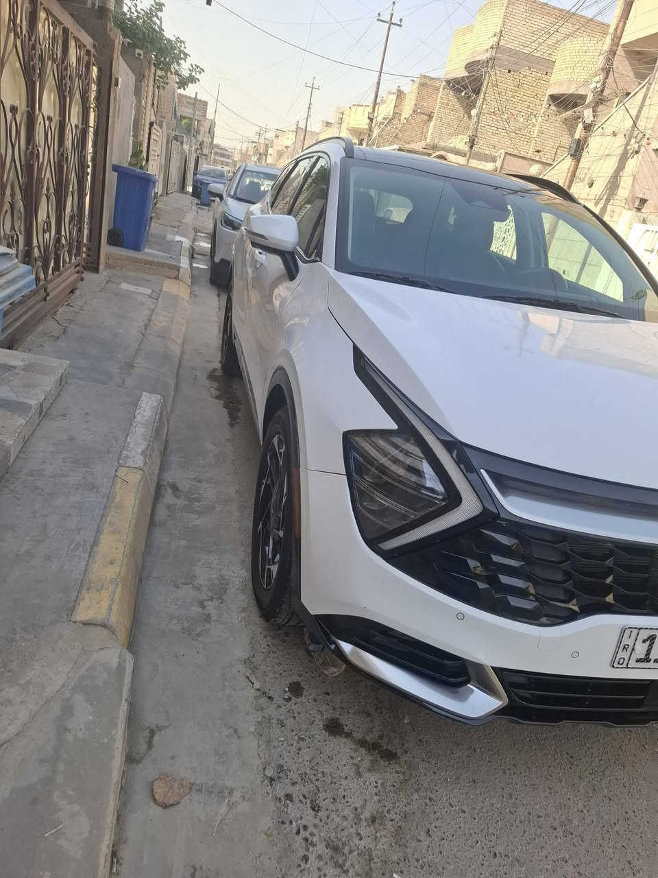 سلام عليكم سبورتج امريكي ٢٠٢٥ برستيج فول اعلى فئة رقم بغداد ماشية ١٠ الاف حادثهه بنيد  ومصلح نفسة السيارة ليبل واحد صور الحادث مرفقة بلمنشور السعر ٢٣٥ وبيهه مجال للاتصال ***********
