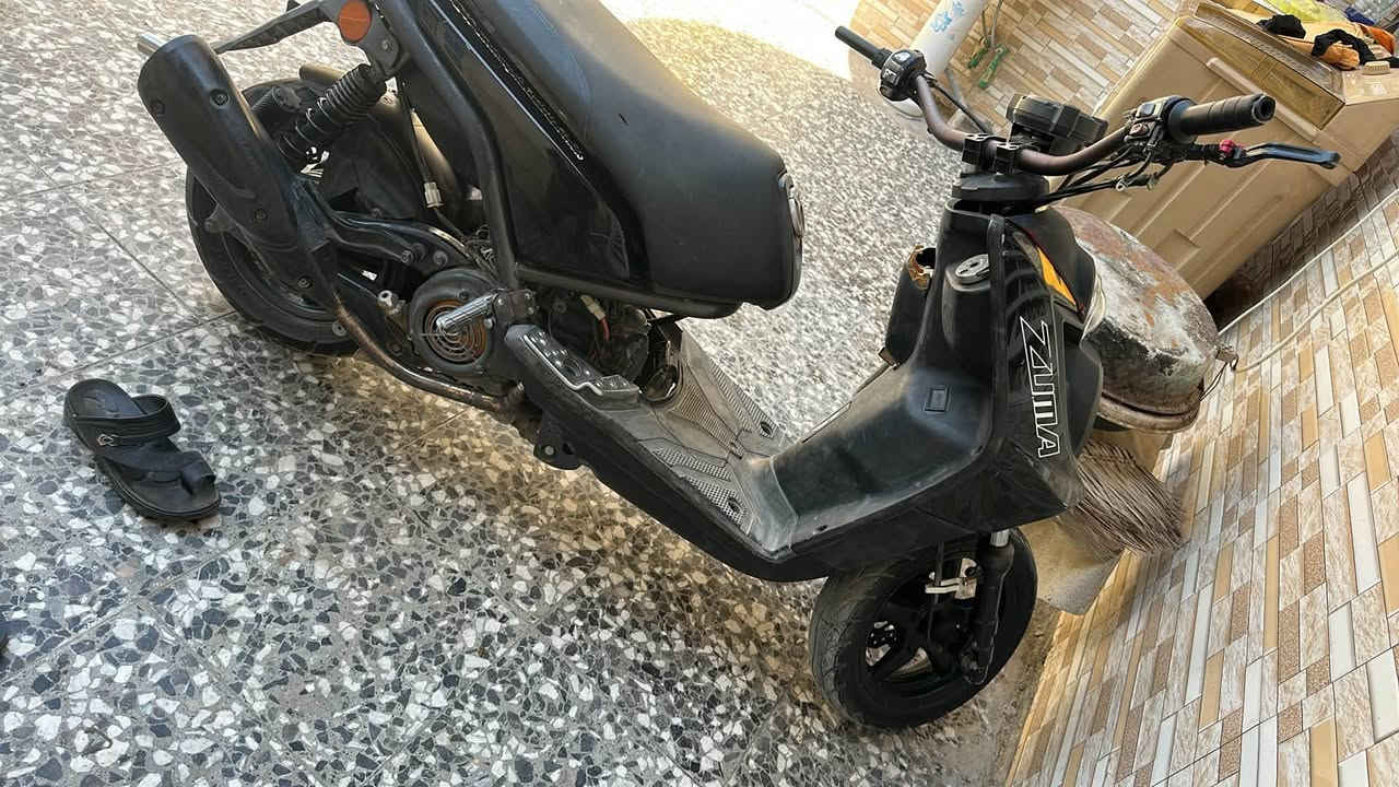 السلام عليكم دراجه للبيع سكنس جبلي كله بيها شغال بس مبدل بيها كور اصلي سعر 650مستعجل علا بيعتها مكان بغداد فلكه حي نصر. رقم ***********

