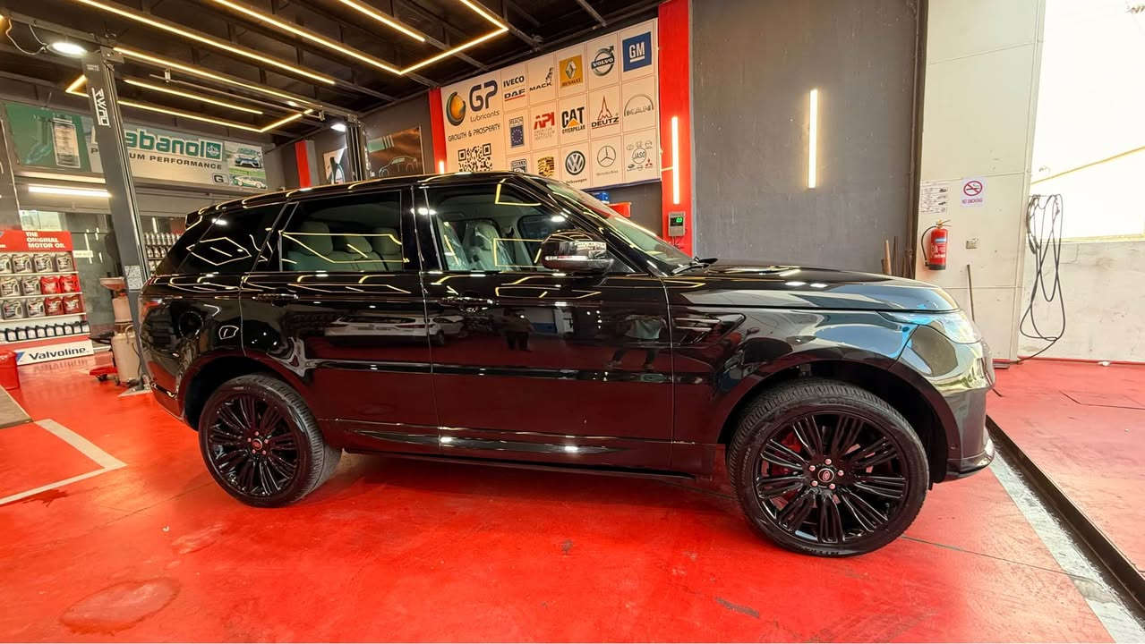 Range Rover Sport 2018 5.0 V8 Supercharged

*********** أربيل, العراق
