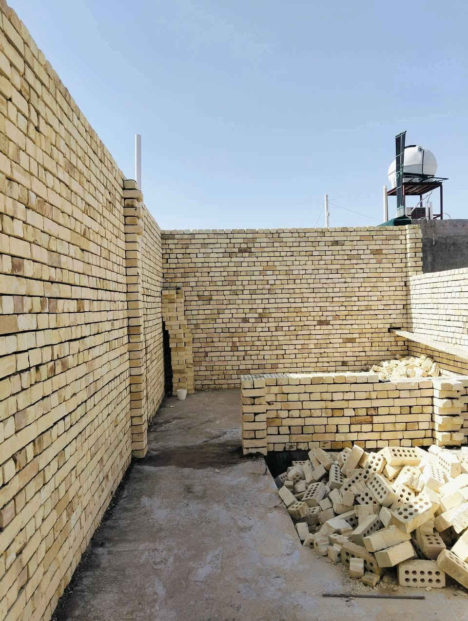 السلام عليك كوادر بناء متفرغين حاليا شغل درجه اولى استلام مهندس في كربلاء البيت نكمله اله نطلع من عند  خدام  كربلاء اسعار مناسبه ارقام***********/

