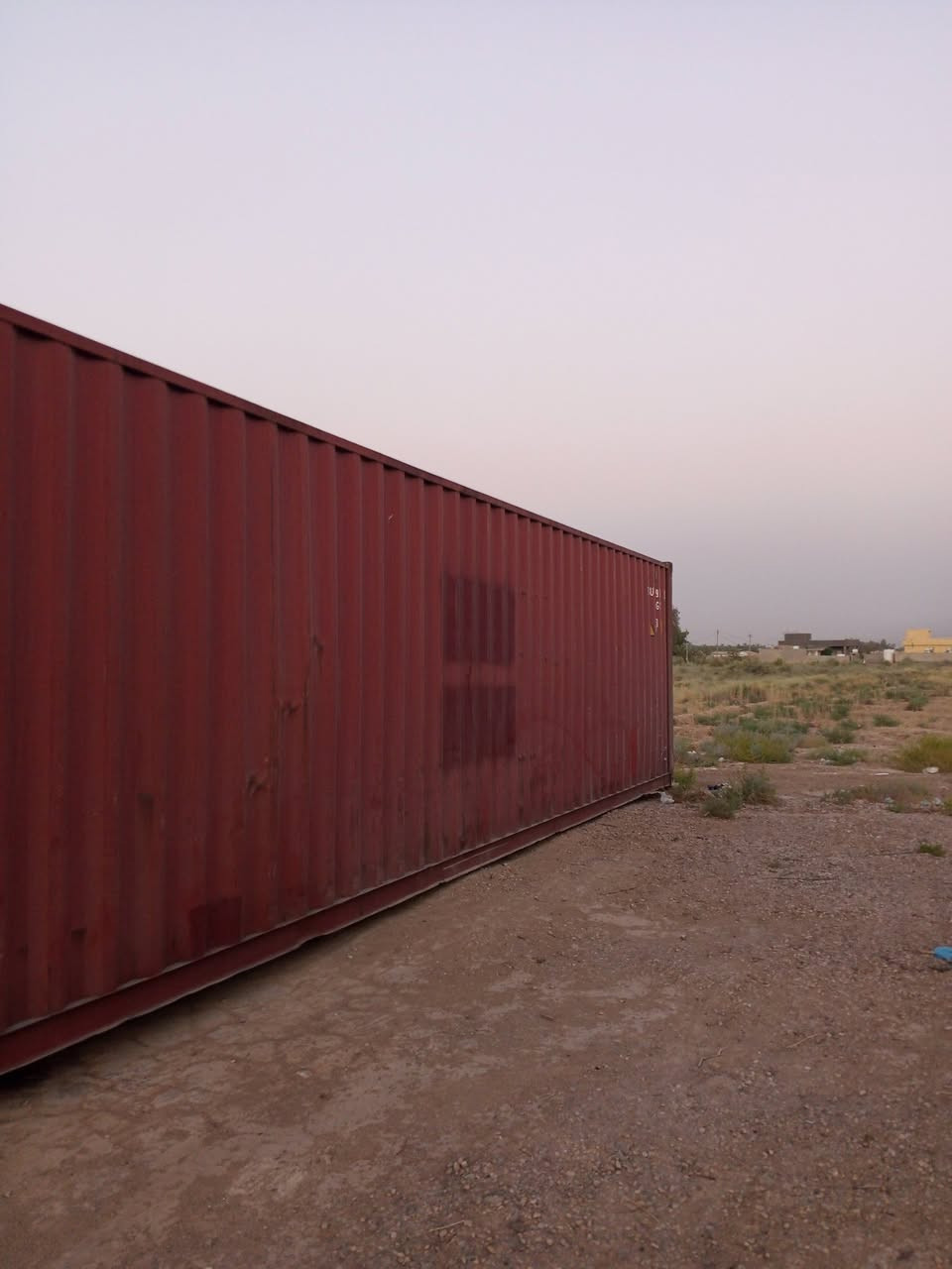 سلام عليكم.حاويه للبيع 40. قدم ارتفاع 290 نضيفه مثل ما مبين بصور .السعر 22.ورقه
العنوان . بغداد ناحيه الوحده
***********
