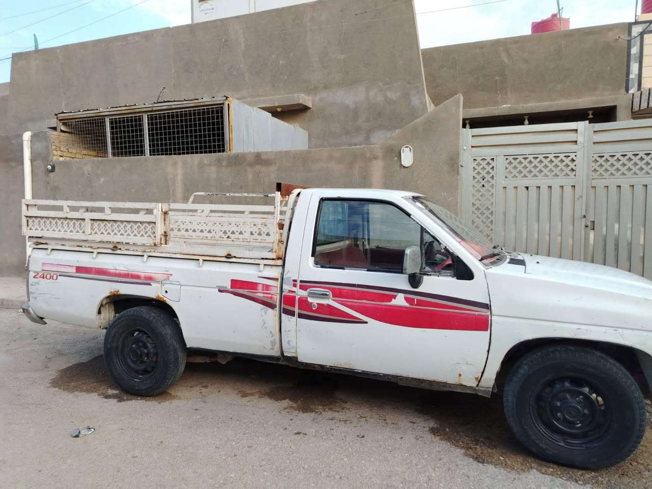 شاحنة • للبيع
