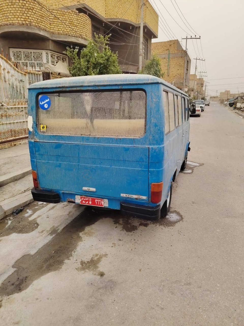 سلام عليكم ورحمه وبركاته سياره للبيع مكينه اصليه كيرمكينه مامفتوحه اكسن كهربائيات سياره جاهزه سعره خمسه ونص وبيه مجال قليل ***********
