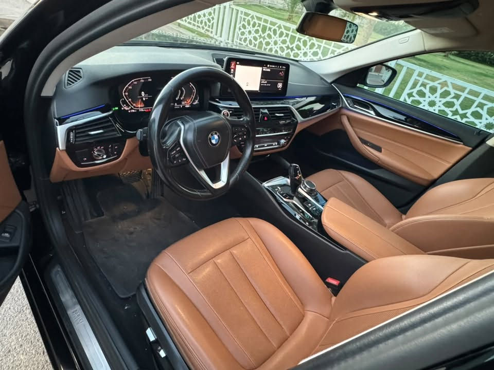 BMW 520i 2023 
خليجي اربيل باسمي سنويه مضلل جاهزه من كلشي السعر ١٨٥ للاستفسار ***********
