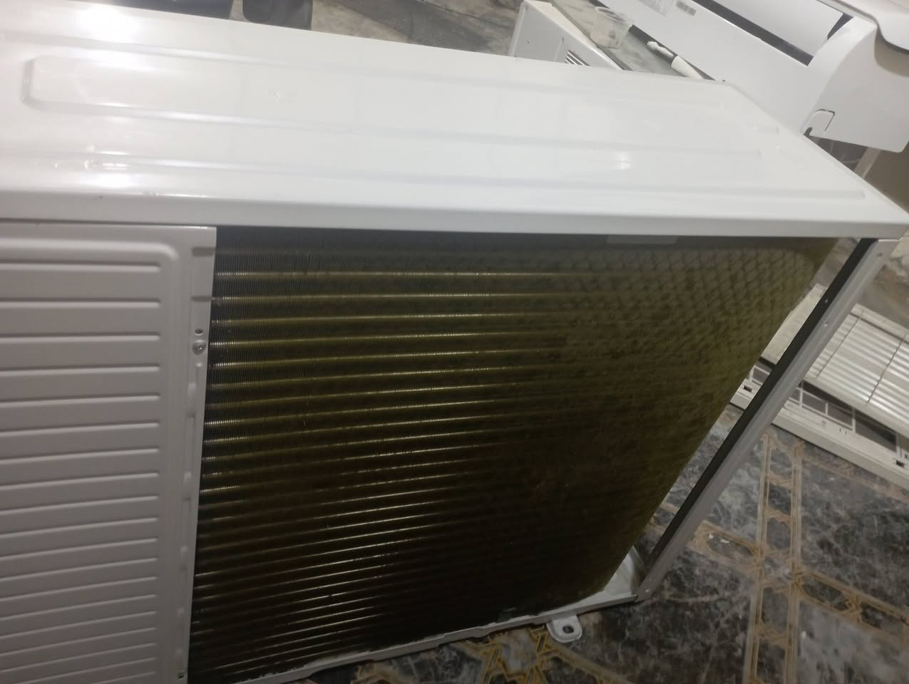 مكيف نوع دنكه طنين نضيف شرط الشغل وسبلت نوع فورد طن ونص بعده جديد استخدام شهر للبيع ***********
