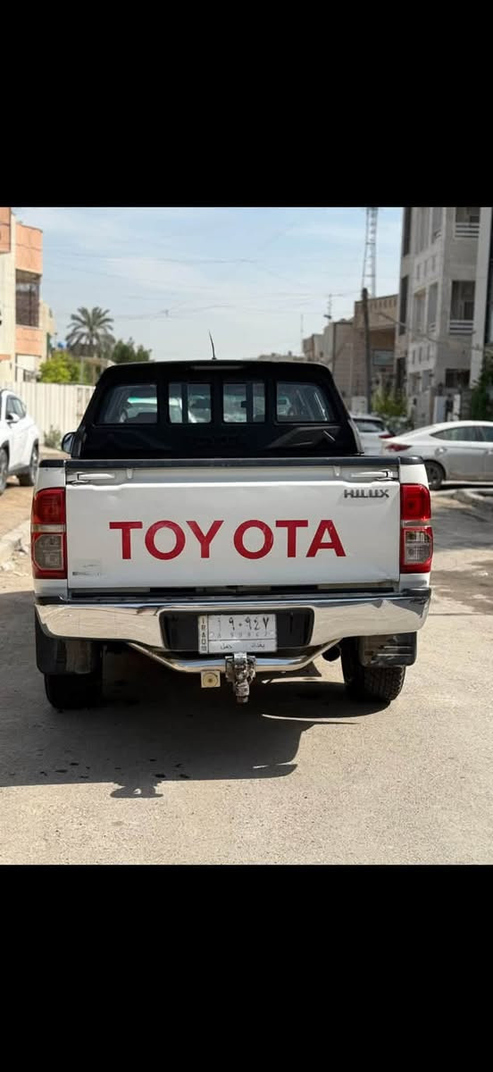 سلام عليكم بيكم هايلوكس فحل موديل
2014 بيها ٣ قطع بارد وقطعتين مبدل
سعرها 180 وبيها مجال مكان السياره شارع
فلسطين
***********
