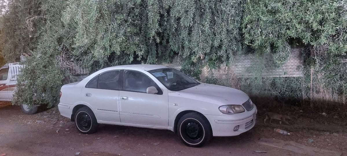 السلام عليكم نيسان سني ٢٠٠٣ بيها ظربه من كدام صبغ ٣ قطع مكاني حديثه حقلانيه كير ومحرك وتبريد وتخم تاير كله تمام صدرها يرادله نص عمر للإستفسار اتصل يرهم بيع ومراوس واقساط ***********
