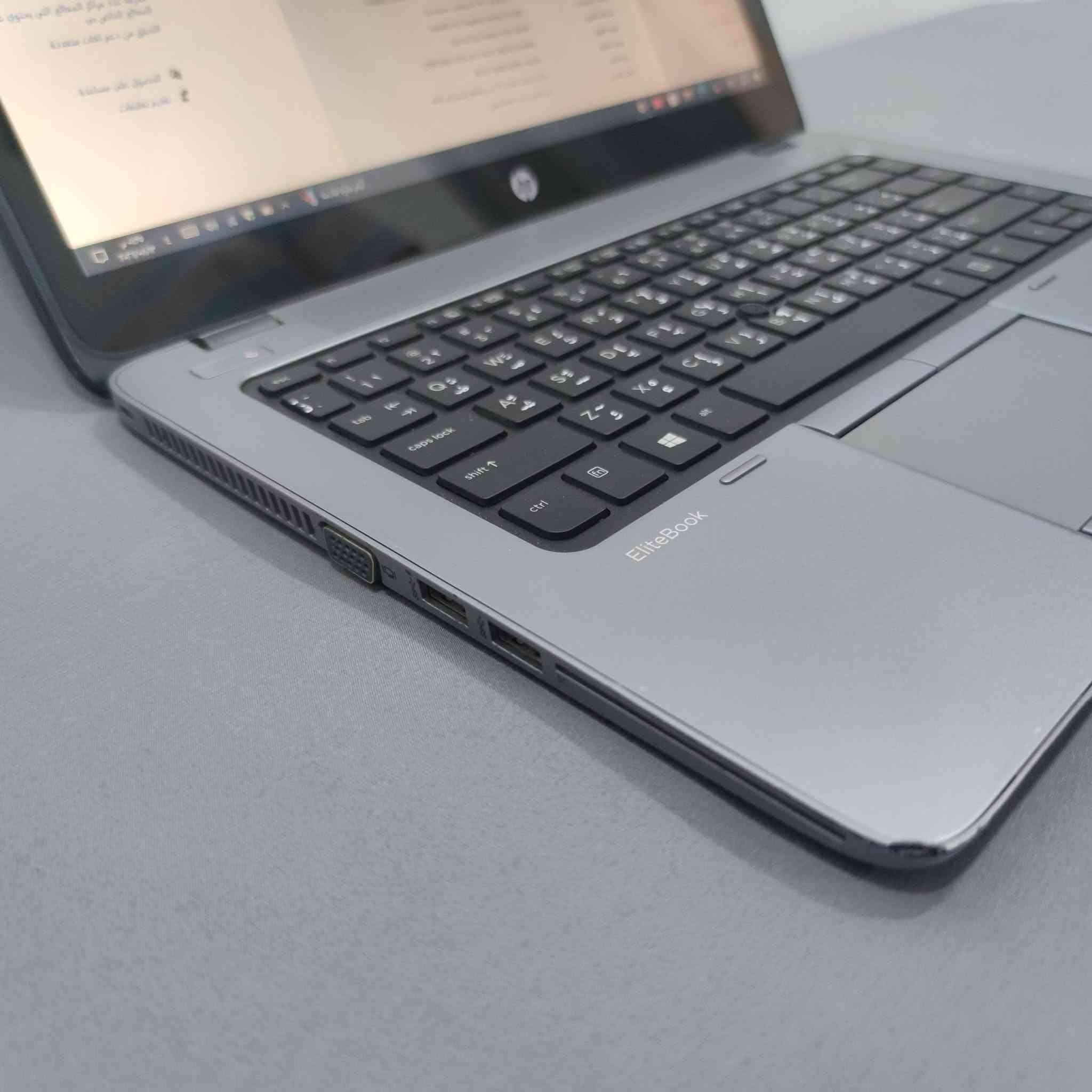 لابتوب نوع hp elite book
معالج cori7 من الجيل الرابع 
رام 8 كيكا  
هارد من نوع SSD بسعه 256
حجم الشاشه 14 انج تدعم اللمس 
كيبورد ضوئي عربي انكليزي ليزري
باتري يوفر 3 ساعات
ويندوز 10 برو
ملحقات الشاحن الاصلي مع ماوس هديه
السعر 200,000 
متوفر توصيل لجميع المحافظات 
متوفر واتساب ***********
