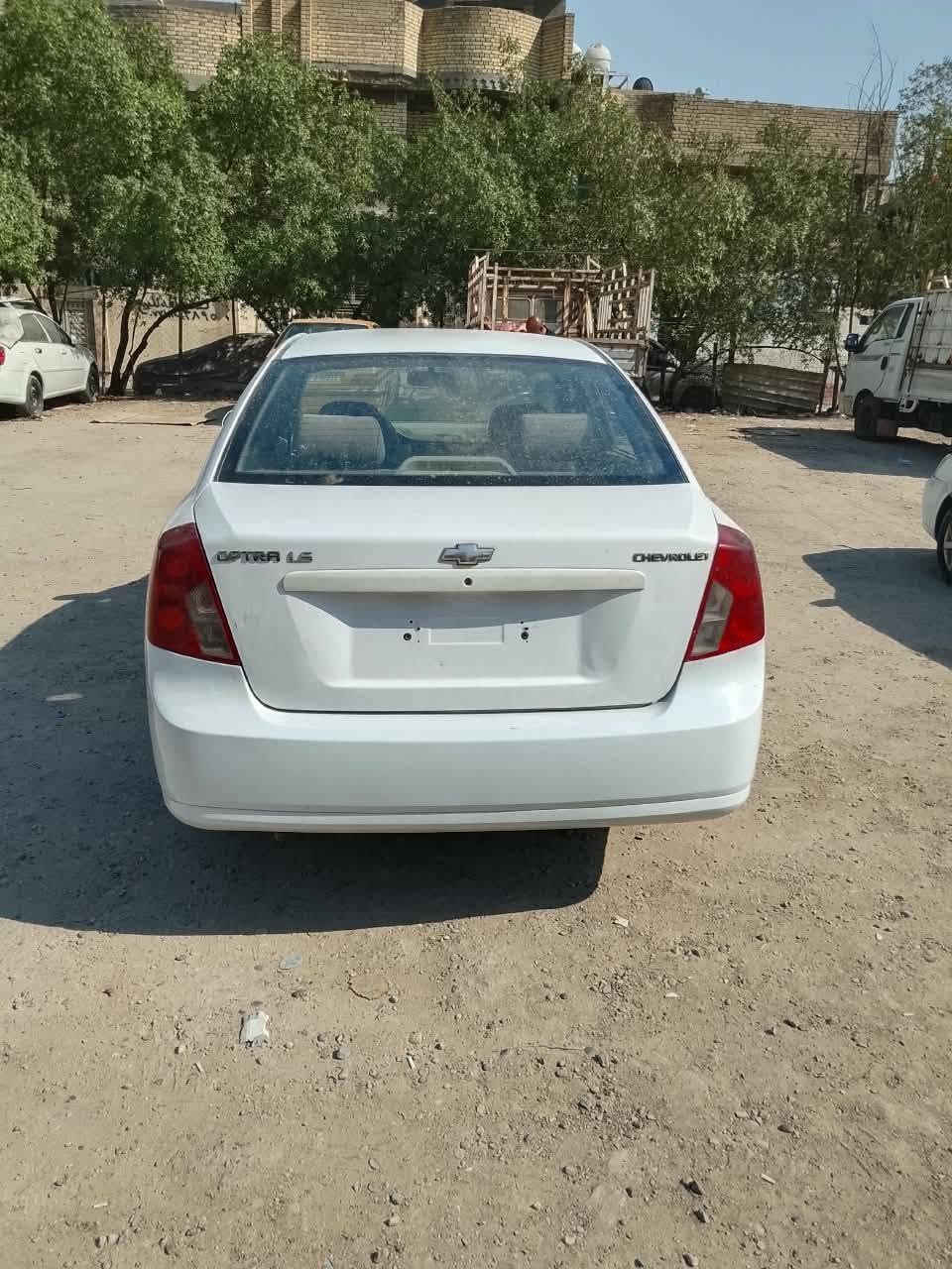 السلام عليكم سيارات مزاد وزارة الداخلية جاهزات ترقيم بغداد معفيات من الكمرك عدد تلاثه كل وحده وسعرهه الرقم ***********
