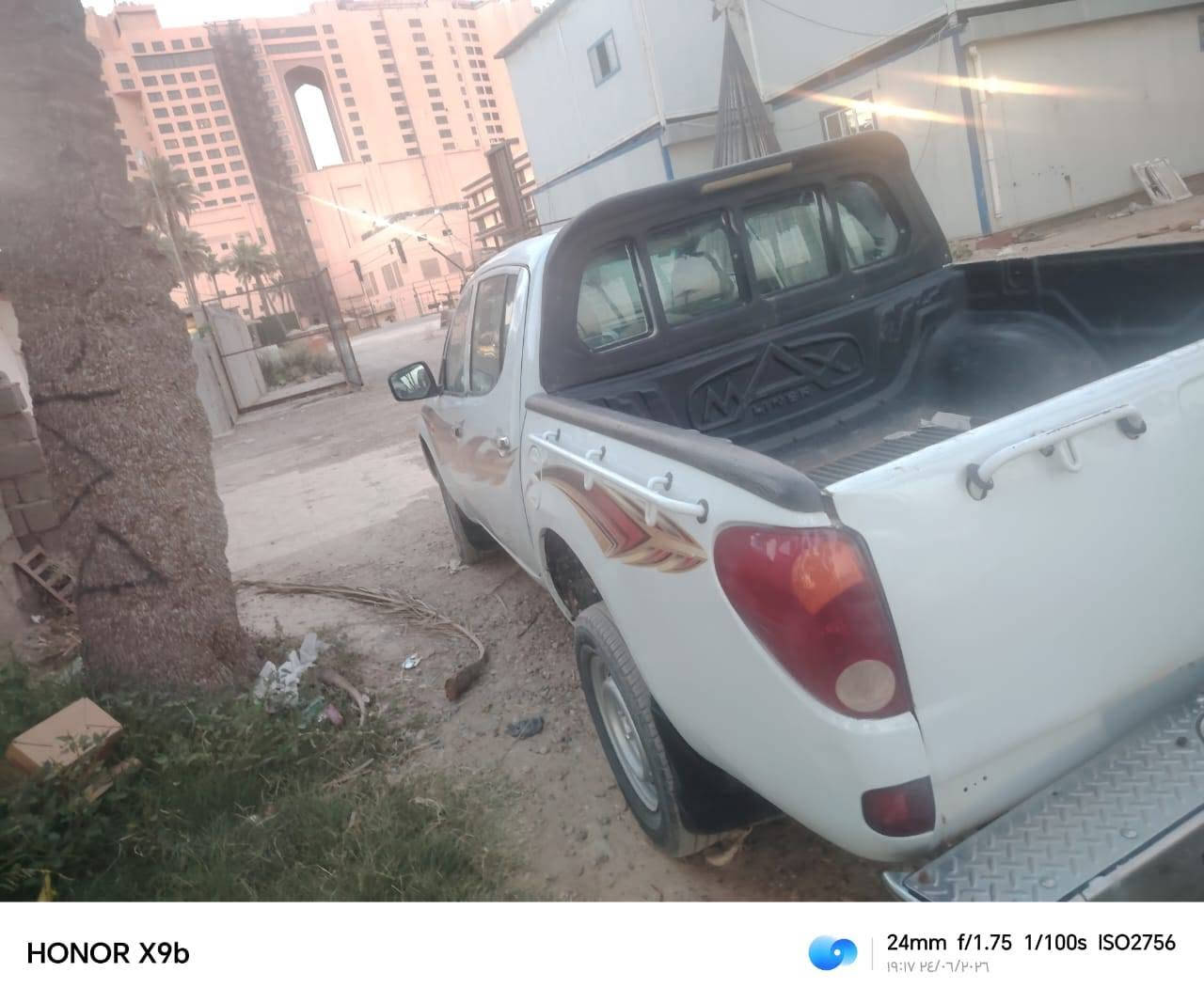 سلام عليكم بيكم مستبوشي مكينة ٤سلندر بانزين رقم بغداد دولي نجليزي مكلوبة ومعمرة تعمير حلو مكان بغداد  سعر ٦٢ ورقة وبيها مجال  رقم  ***********

نص مكتوب في الصور:
- HONOR X9b 24mm f/1.75 1/50s ISO628 ۱۹:۱۷ ٢٤/٠٦/٢٠٢٦
- HONOR X9b 24mm f/1.75 1/100s ISO2597 19:17 ٢٤/٠٦/٢٠٢٦
- HONOR X9b 24mm f/1.75 1/100s ISO1716 ١٩:١٧ ٢٤/٠٦/٢٠٢٦
- HONOR X9b 24mm f/1.75 1/100s ISO2306 19:17 34/06/2026
- HONOR X9b 24mm f/1.75 1/100s ISO922 19:16 ٢٤/٠٦/٢٠٢٦
- HONOR X9b
- 24mm f/1.75 1/100s ISO1222
- ١٩:١٦ ٢٤/٠٦/٢٠٢٦
- 24mm f/1.75 1/100s ISO453
- HONOR X9b 24mm f/1.75 1/100s ISO2756 ١٩:١٧ ٢٤/٠٦/٢٠٢٦