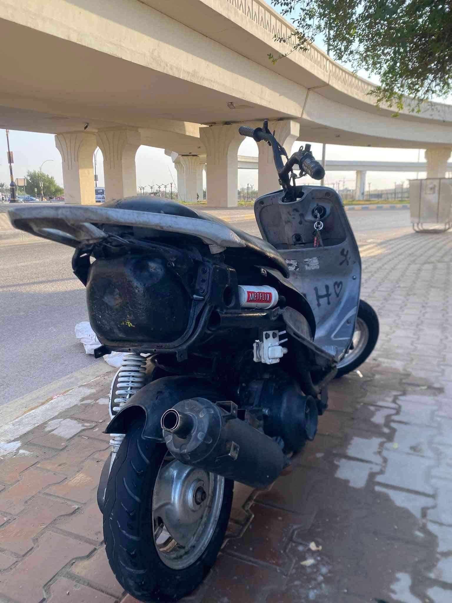 السلام عليكم دراجه ماكس منغولي للبيع اوراق سعرهه 400وبيه مجال بصيط  ***********
