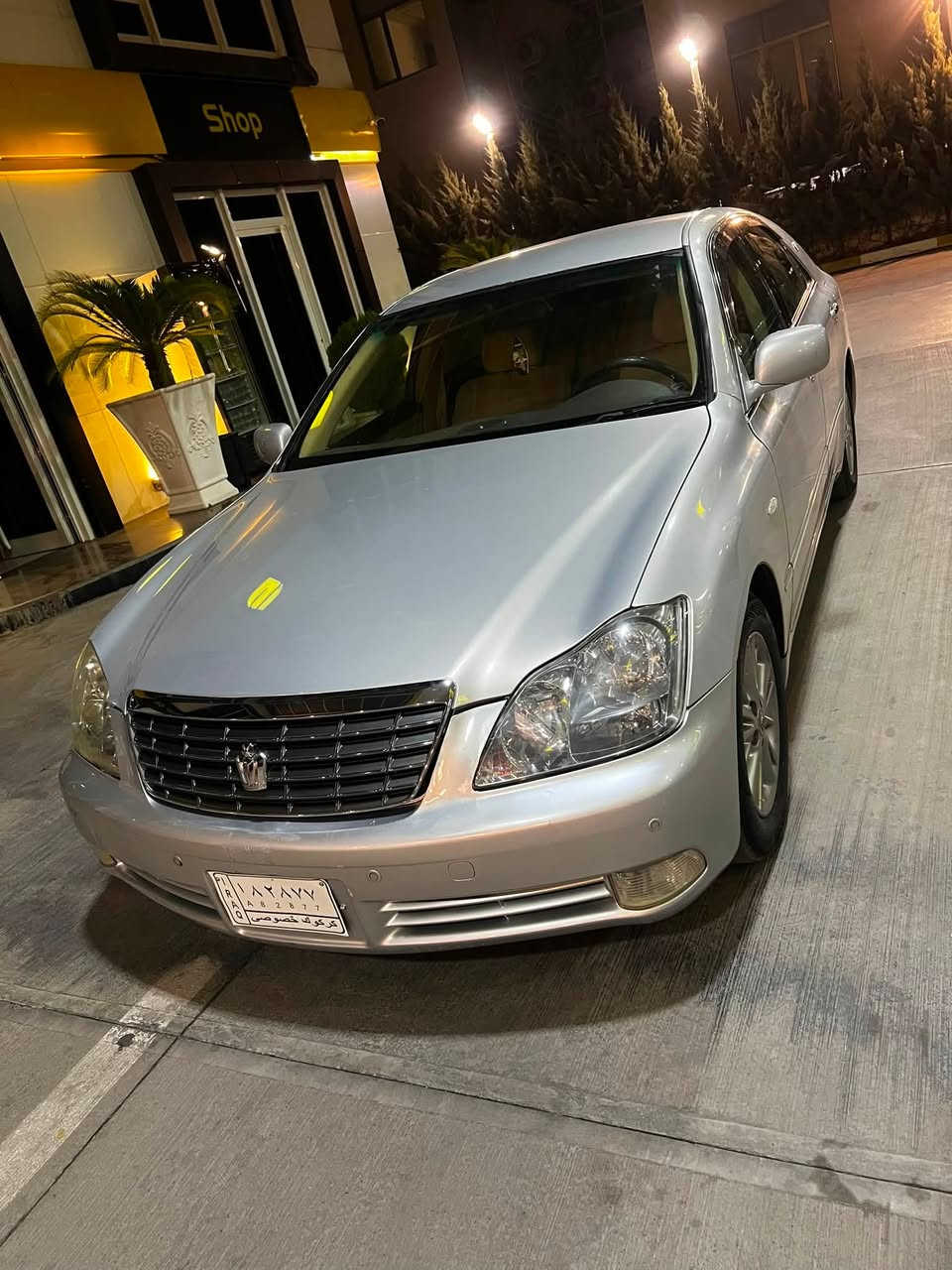 شاهینە ٢٠٠٦ مەکینەی١٨٢بێ دوکەڵە مەکینەی پاکە بێ مەسرەفە سەیارەکە
سەقف وحیزام وکەڤەرو دەعمولێدرانی کامل بەشەرت 
مواسەفات ٣دووگمەی سەقف مەرکەزی سەلاجە پەردە  
٤قوشن کارەبا سوکان کارەبا   

سعر ٥٠$کەمێک مەعمەلە
بۆزانیاری زیاتر تەلەفون بکە بەم ژم***********
جوابی  نامەنادەمەوە لەگەڵ ڕێزم

