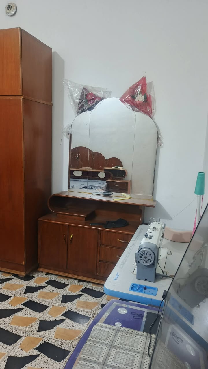 البيع قرفة نوم صاج 5بوب ملحق العنوان ديالى سد العظيم ***********

