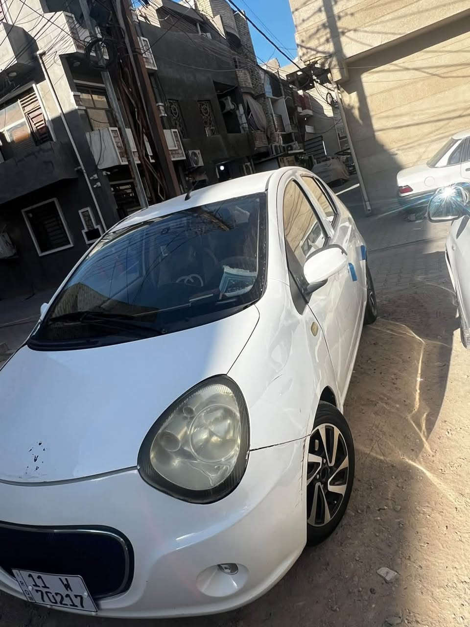 السلام عليكم
باندا موديل ٢٠١٣ سياره حلوه نظيفه 
رقم بغداد شاشه بلوتوث كاميرا 
تبريد سنويه بأسمنه تحويل ثاني يوم 
السعر ٣٥ بيها مجال بسيط 
موقع ااسياره بغداد اعظميه سبع ابكار قرب سوق السمكة 
للاستفسار ***********
