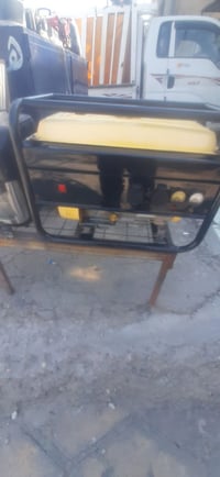 مولدة • بحالة جيدة • للبيع