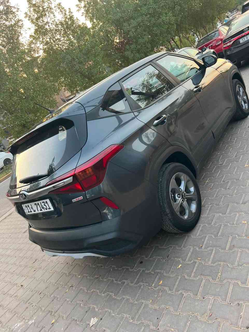 سلام عليكم  2022 فول ماعده الفتحه السعر 136 وبيها مجال شي بصيط العنوان بغداد الحريه رقم التلفون  ***********
