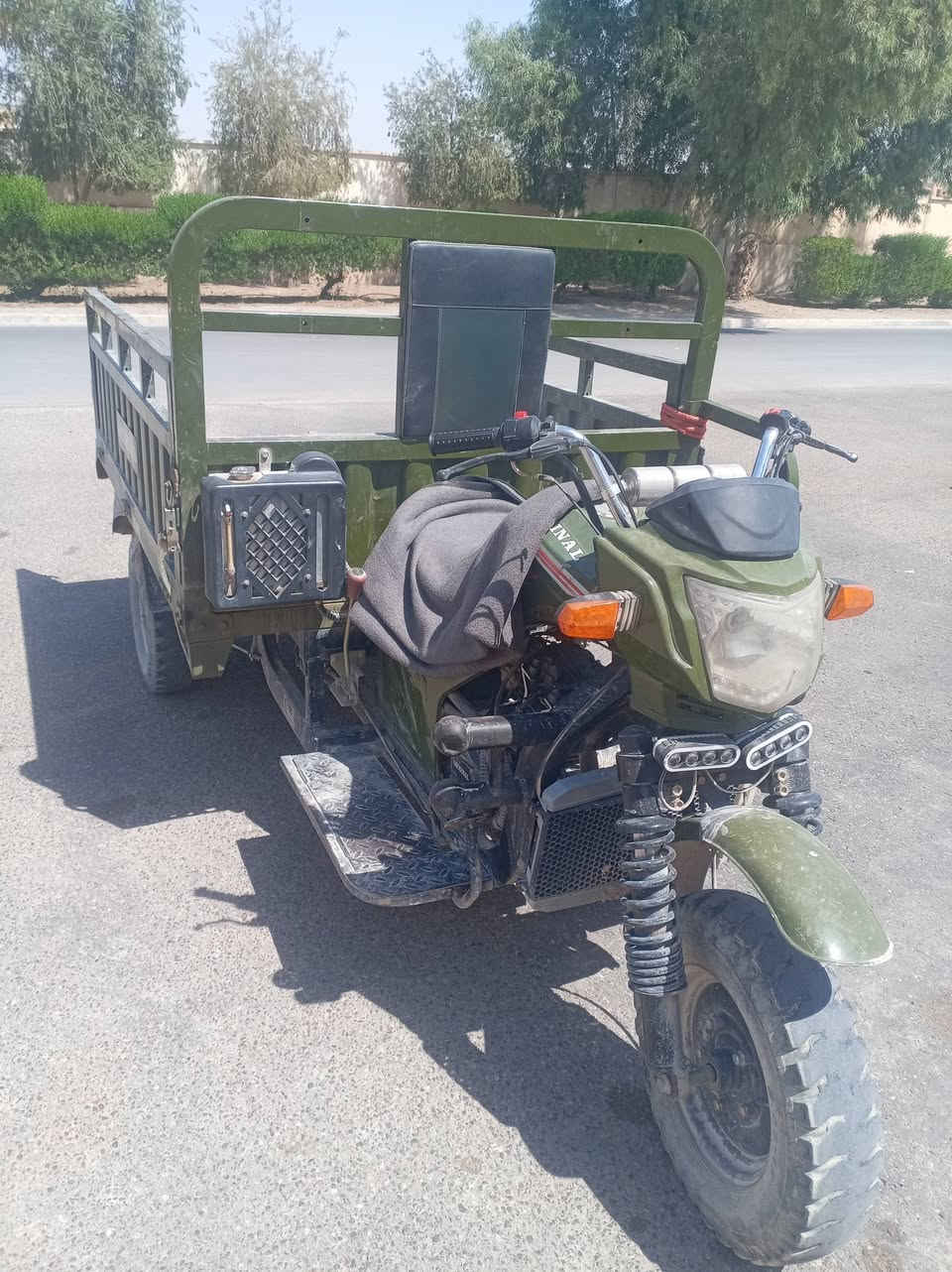 السلام عليكم شباب ستوته اورجنال حموله 2 طن گير ثگيل وخفيف دبل اكسل يعني مال طرگ محرك ما مفرته علي سبانه للبيع موديل 2024 ستوته جاهزه للشغل مگمرگه  واوراقها كامله  ووياها سبير وسقيفه ومحجل مقوس  وچادر كامل الي يشتري يتفضل خاص او يتصل على الرقم  والي مايشتري لا يكسر بحلال الناس يرحم والديكم السعر مليونين و700 

***********
