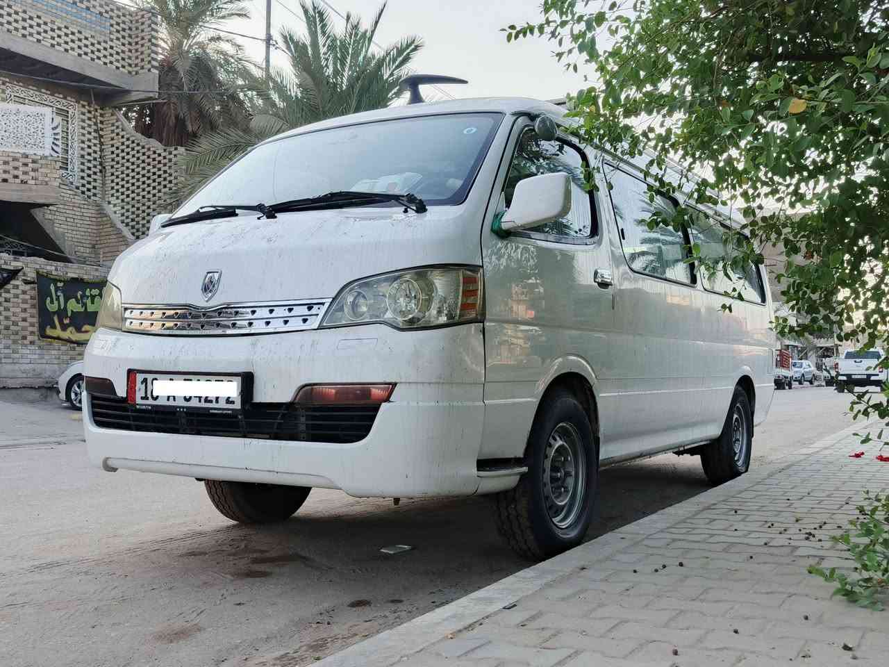 السـلام عليـكم جنبـي ناصي H1  موديل 2014 مكفـولـة كفالـة عامـة كيـر مكينـة اكسـن خير من اللـة تبريـد قطعـتين ثلـج❄❄ تخـم تاير جديد دوشمـة جديدة حدادية جديده لايـت زنون اصلـي اصفر هيـئه غرامات مصفره مداور ثاني سيـارة ما عايـزة شي. السعر 90 وبيهه مجال قليل ابو 80 لو 85 لا تعبني المكان نجف كوفــهه للأستفسار ***********.
