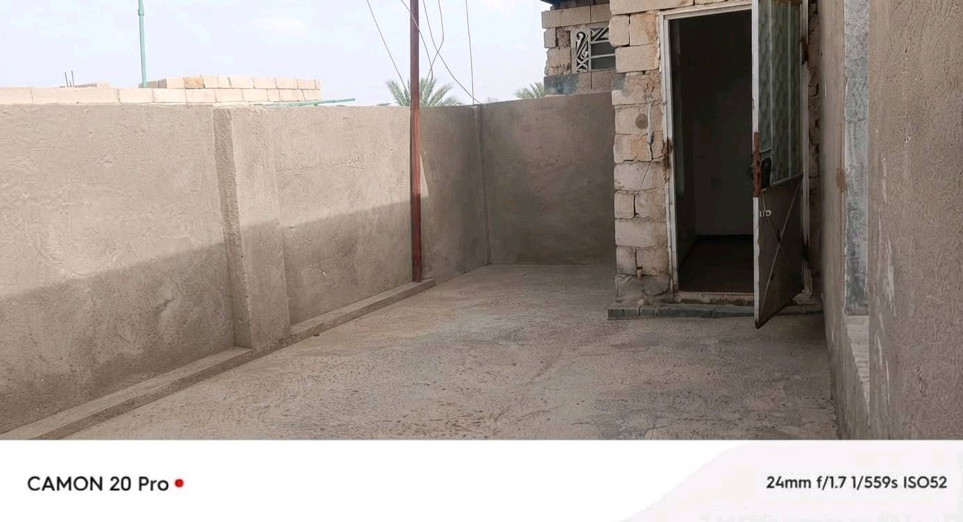 بيت للبيع – حي الرحمة  جهة اليُمنى مساحة 100م قريب ع مدارس  طابقين غرفتين صاله استقبال صحيات داخل وخارج ساحة  الحوش جبيره   السعر: 40 مليون  *********** واتساب
