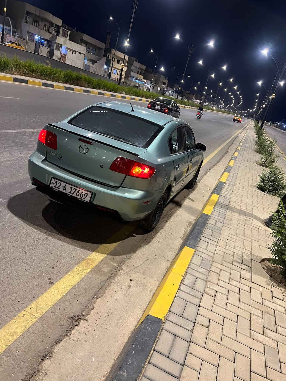 سلام عليكم
مازده زوم 3 2005 خليجيه
السياره صبغ عام شرط بدون اي ضرر فقط جماليه سبب الصبغ تقحيل وجراد
كير محرك شرط
تبريد ثلاجه تدفئه نار
كهربائيات كلها شغاله شرط
سنويه باسمي وجديده
طخم امامي خلفي مبدل قبل شهرين
منضومه غاز حكوميه بيها كرت
السياره مصروف عليها مال جناي
السعر المطلوب 67 وقابل للتفاوض
***********
