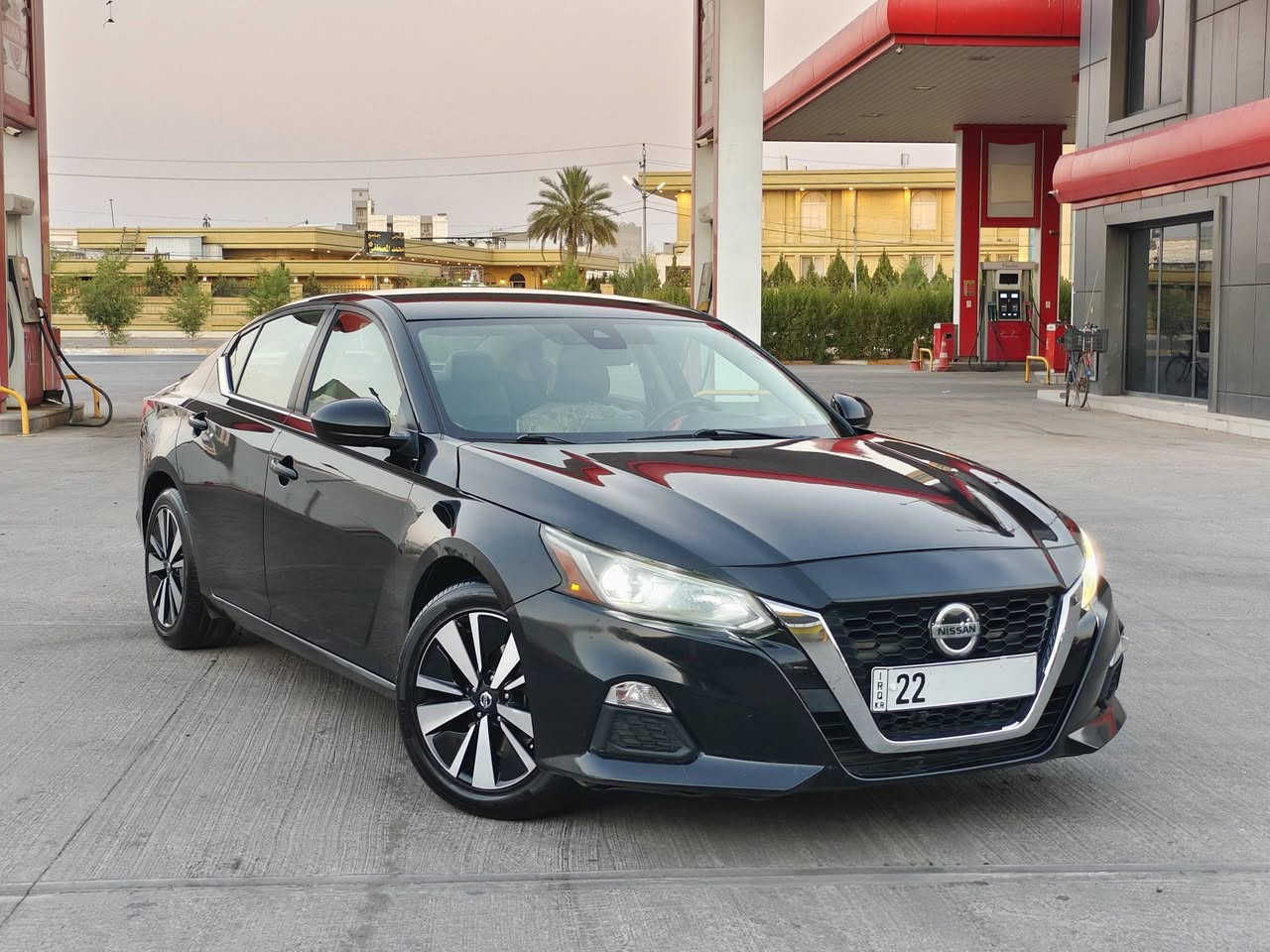 للبيع Nissan Altima SR 2019
بدون سلايت فقط فول مواصفات
اللون الأسود
‏‎- محرك 2500 
‏‎-محرك شرط وكير شرط 
‏‎- رادرات امامي وجوانب مع اوتو ستوب
‏‎🛑ماشية 120 الف mi 
‏‎ كشن جلد 
كشن سايق كهربائي 
‏‎- بصمه ابواب بصمه تشغيل وتشغيل عن بعد 
‏‎- فول تحكم ستيرن شاشة كبيرة
‏‎السيارة بها 4 قطعة صبغ
وايرباك ستيرن 
رقم الشانصي
1N4BLACV7KC199618

السيارة كاملة من كل النواحي مابيها نقص 🔥
السيارة رقمها اربيل باسمي
تحويل بشرط
مكان السيارة اربيل
السعر 130$ وبيها شوية مجال💵
للاستفسار على الرقم وبي واتساب
 ***********
