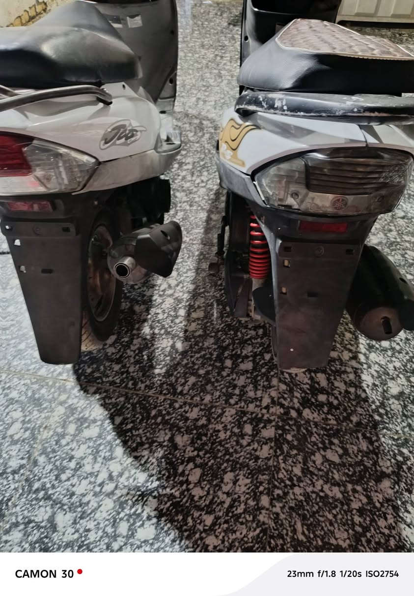 سلام عليكم دراجات للبيع نضيفات وحلوات شغالات من طول الطول سلف هندر كهربائيات كله شغاله بوشهن 50 بلاد سعر 550 شراي اتصل على رقم مكاني شارع الزديناويه قرب شركه الهنديه ***********

نص مكتوب في الصور:
- CAMON 30 23mm f/1.8 1/50s ISO975
- CAMON 30 23mm f/1.8 1/33s ISO746
- CAMON 30
- 23mm f/1.8 1/33s ISO806
- 23mm f/1.8 1/33s ISO2492