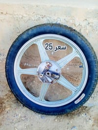 مستخدم • توصيل رمادي • قرب الملعب