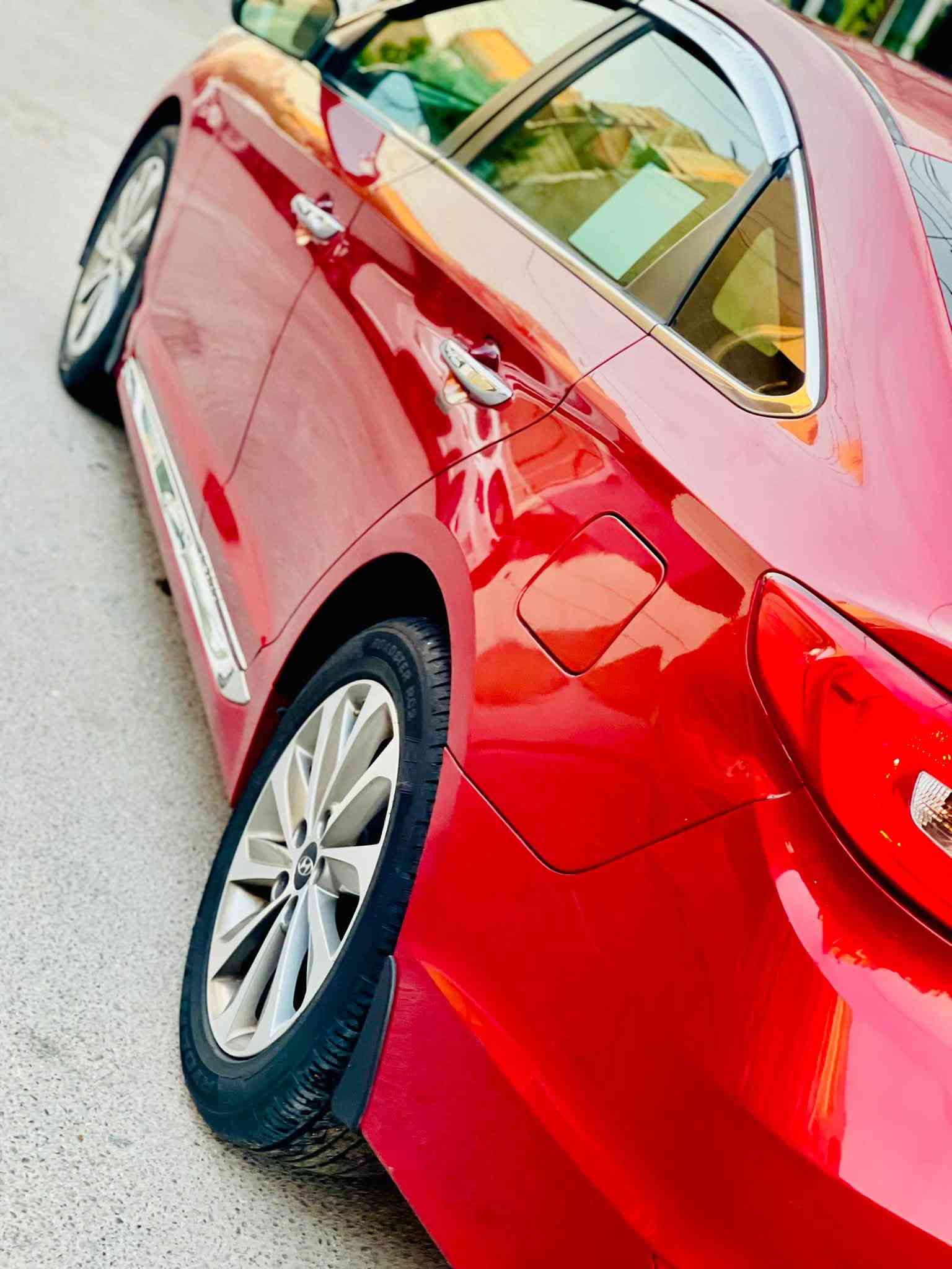 السلام عليكم
سوناتا ٢٠١٧ وارد سبورت فول مواصفات ١/١
صور الحادثة مرفقة فقط هاي بيهة قطعتين
مكينه ٢٤٠٠ كفالة
كير كفالة
ماشية ٨٩
فتحة سقف
بصمة
كشن كهرباء
كشنات تدفئة
مانع انزلاق وانحدار
فول تحكمات
شاشة كار بلي
رادار وحساسات
دبل اكزوز
بيهة هواي مواصفات بعد
السعر ١٠٩ $ وبيهة مجال بسيط
بغداد السيدية
***********
