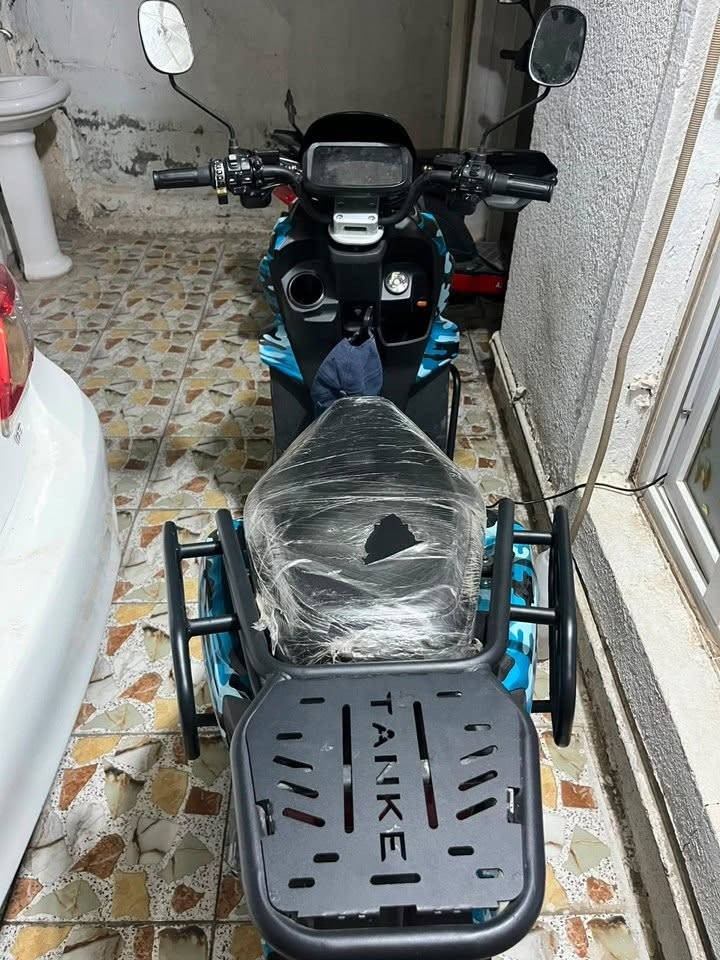 السلام عليكم 
للبيع ماطور أباتشي نضيف جدا وسعره 900 وبي مجال 
رقم الهاتف للتواصل والاستفسار *********** وبي واتساب
