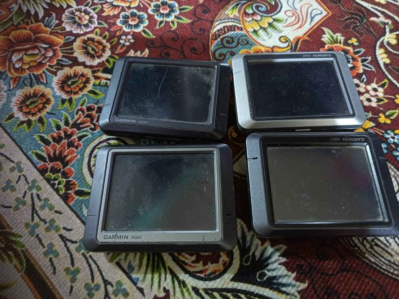 اسلام عليكم أجهزة كرمن gps معرب للبيع مع أجهزة مساحة بمختلف الاحجام الاتصال على الرقم ***********
