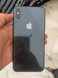 آيفون XS ماكس • ٢٥٦ غ.ب • بطارية ١٠٠