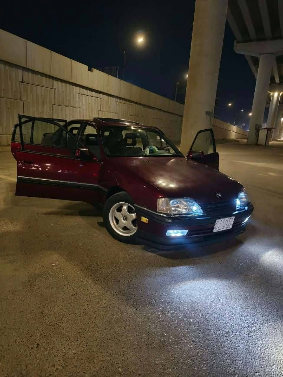 اوميجا • ١٩٩٣ • مكينه ٢٦٠٠