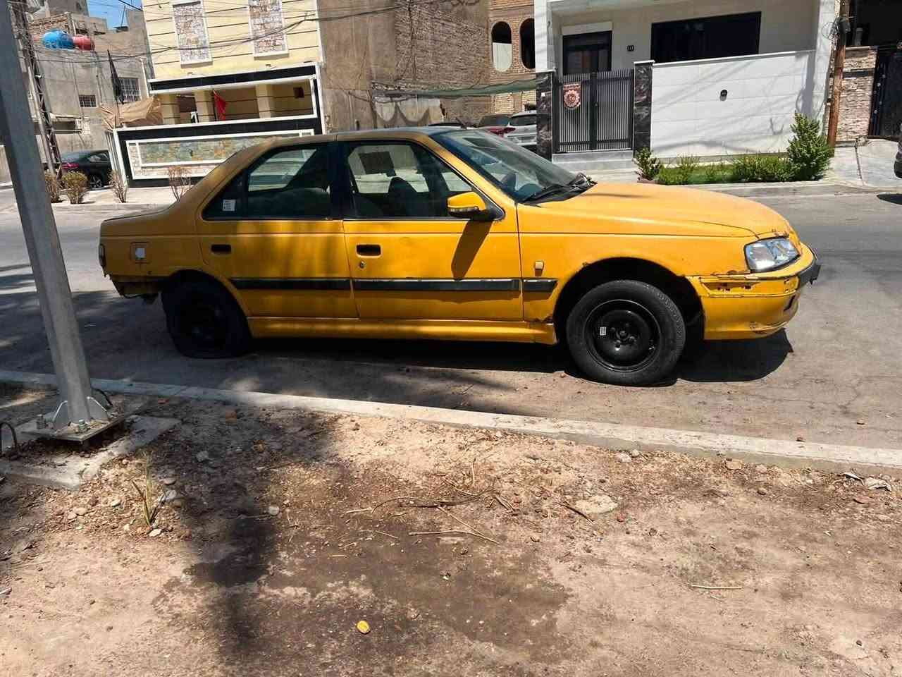 بيجو بارص ٢٠١٠
كير مكينة خير من الله 
تخم تاير +تخم ويل جديد 
سلف + فلاوين جديد
كلج + عينة +صينية بجيسس
السيارة نكرة سلف شغله وطلع 
السيارة مطلوبه غرامات ٩٠٠
واني اريد استلم ١٥. ورقة صافية جوة ال١٥ ما ابيع حبيبي انته لا تعاملني ما ابيع 
***********
بغداد الحسينية
