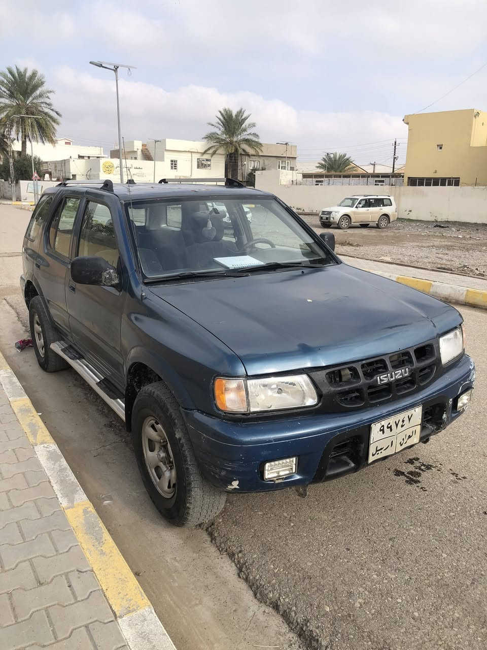 سلام عليكم ازوزه ياباني للبيع محرك vvt 3000 كهربائيات شغاله مصبوغه عام السعر 45 وبيها مجال للاستفسار ***********
