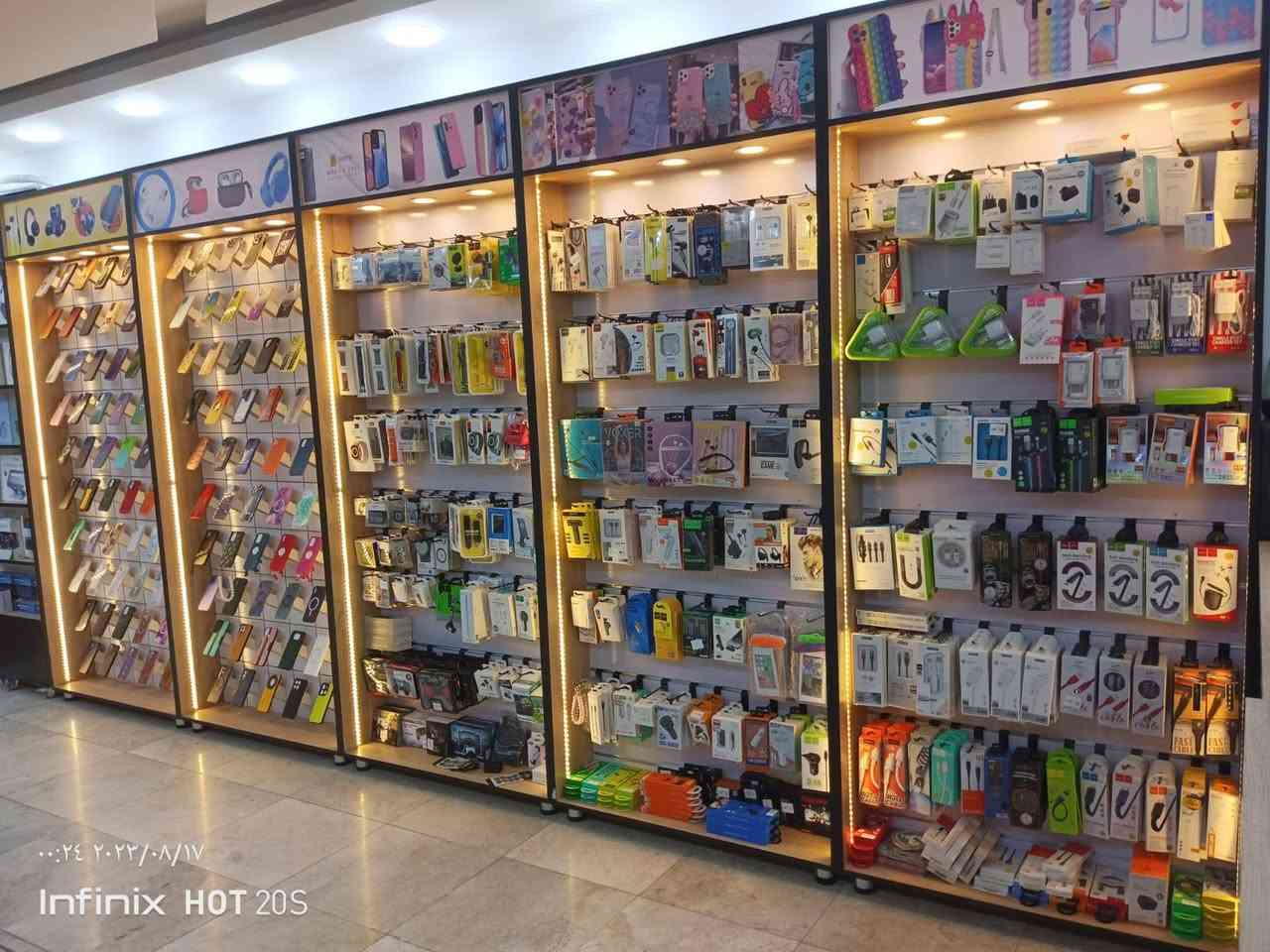 السلام عليكم
فاترينات للبيع نظيفات جدا العدد ٥ مع هوكات التعليك
رقمي ***********
عنواني بغداد الشعب حي التجار شارع الأسواق المركزية

نص مكتوب في الصور:
- 18:35 2023/12/04
- Infinix HOT 20S
- ٠٠:٢٤ ٢٠٢٣/٠٨/١٧